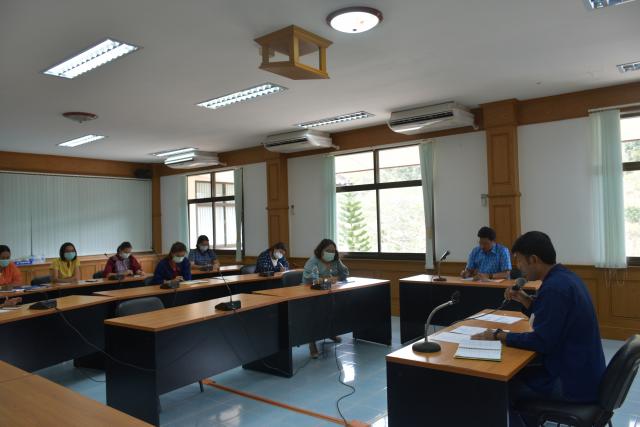 ประชุมพนักงานอบต.พนม ประจำเดือน ก.พ.2565